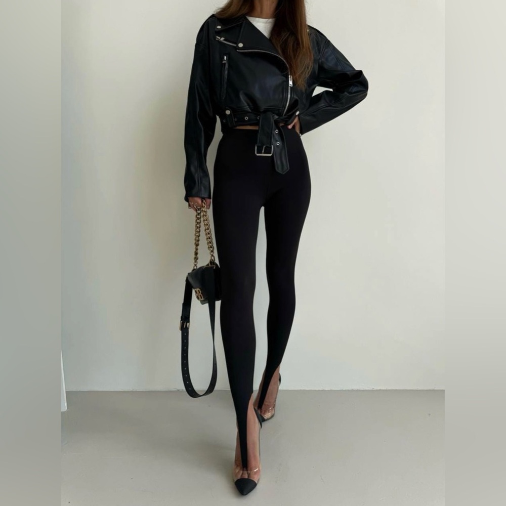 Black Stirrup Leggings High Waist Sculpting Silhouette Elongating Effect